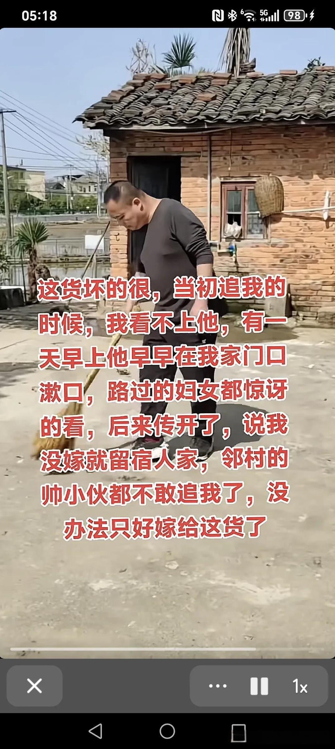 一看写字的速度大妹子就是个书法家，没有夸张。一手抱娃，一气呵成，不加思考，文笔流