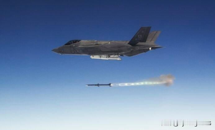 🇺🇸🚀美国空军已开始研发一种低成本模块化导弹。美国空军宣布启动反空空