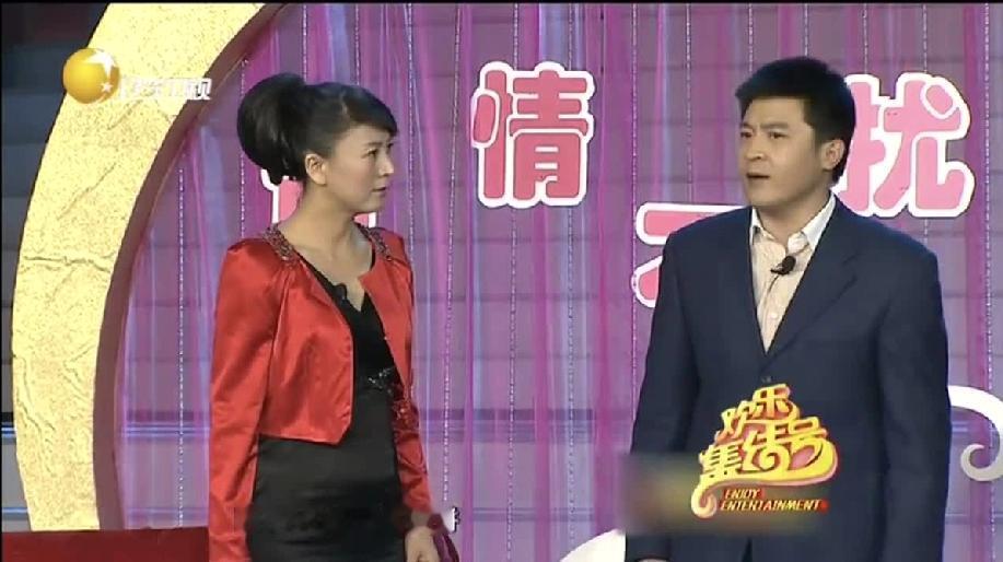 孙涛在直播间力挺闫学晶在直播间，有网友喊话给闫老师捐款，结果他硬刚粉丝，强调与