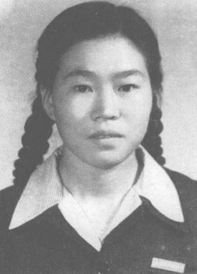 1972年，彭德怀病重，侄女彭梅魁找到浦安修，低声请求说：“写封信，求周恩来总理