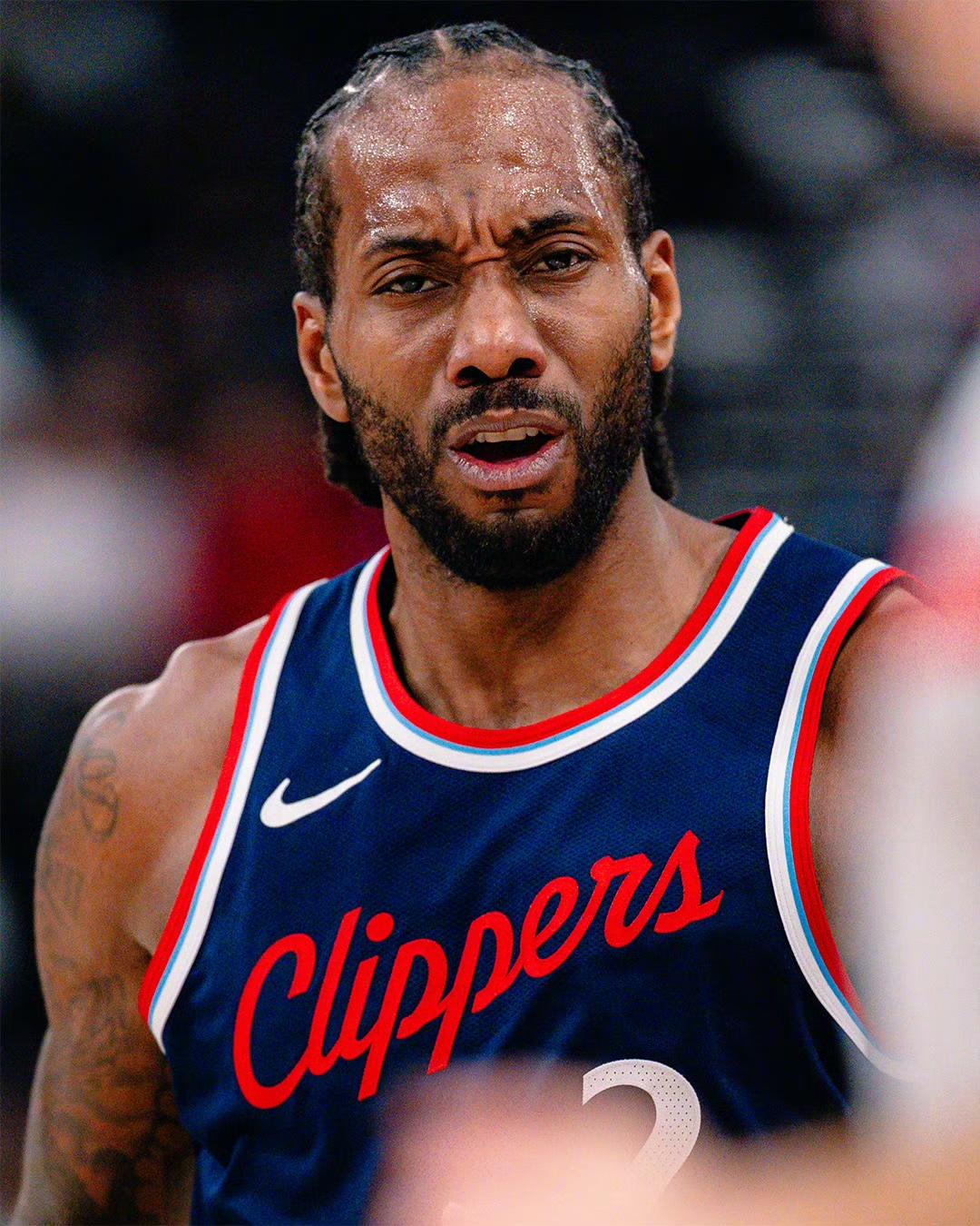 听听网友说说快船的问题。第一，赛季还早，还是小样本，偶然性因素多，不反映球队