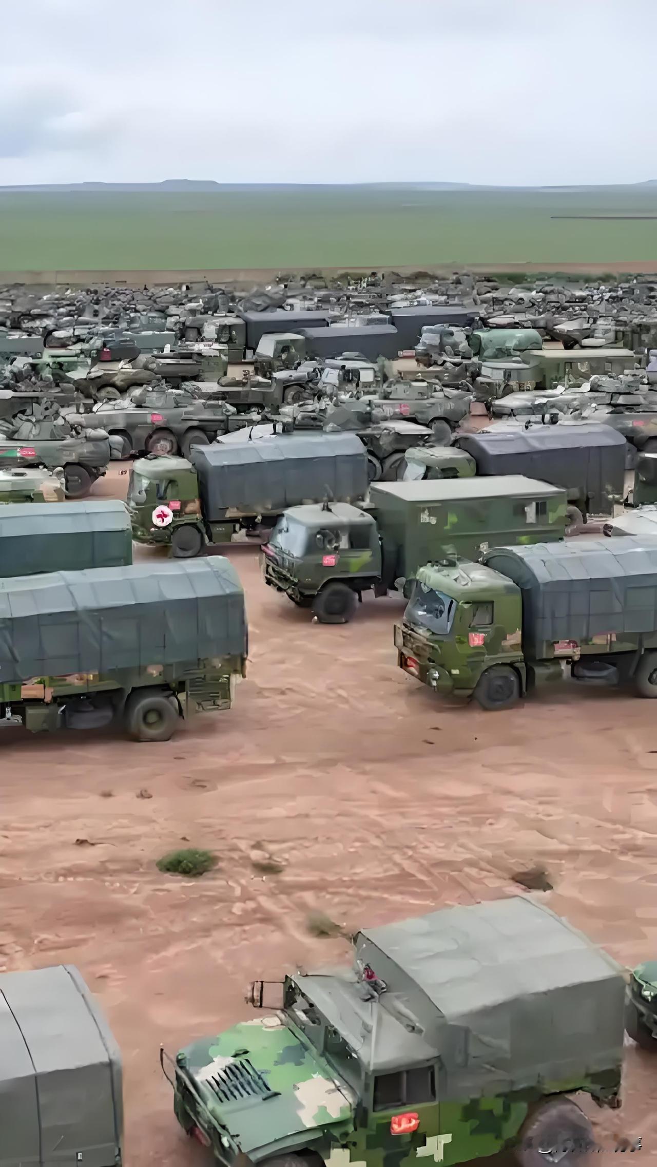 解放军重装合成旅，战力巅峰有多厉害？前段时间，第73集团军某合成营在粤东训练