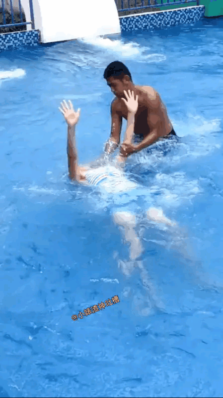 这个小伙子过后会不会心里有阴影呢？[呲牙笑][呲牙笑][呲牙笑]