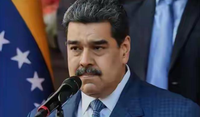 老美这次算是搬起石头砸自己的脚，还砸得特别狠！费尽心机把委内瑞拉总统马杜罗抓来关