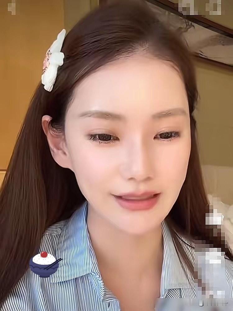 60万的百达翡丽，汪小菲看了八遍没舍得买，马筱梅偷偷刷卡了。父亲节前，她溜进专