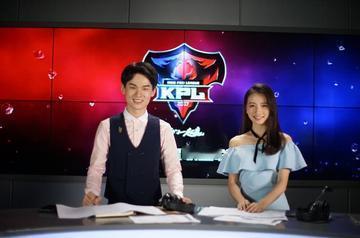 当所有粉丝都在疯狂转发6月17日KPL十周年揭幕战的狂欢海报时，圈内人看到的，却