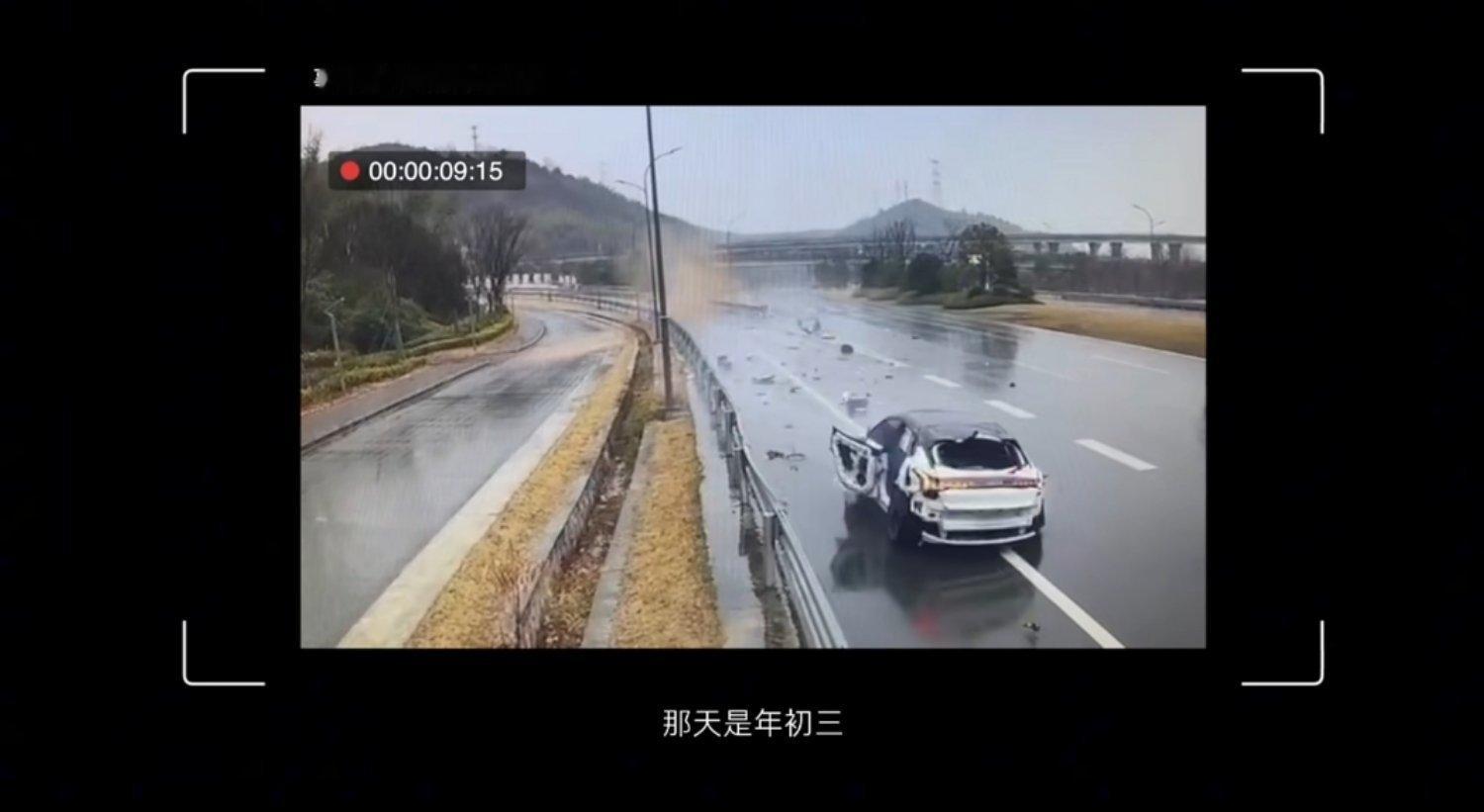 极氪001这个安全性确实牛，之前他们有位车主叫袁洪承驾驶极氪的时候，就被另一辆