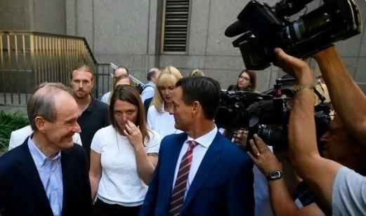 为啥美国有钱人不来中国，而中国有钱人却移民美国？因为说白了，在美国只要你有钱，还