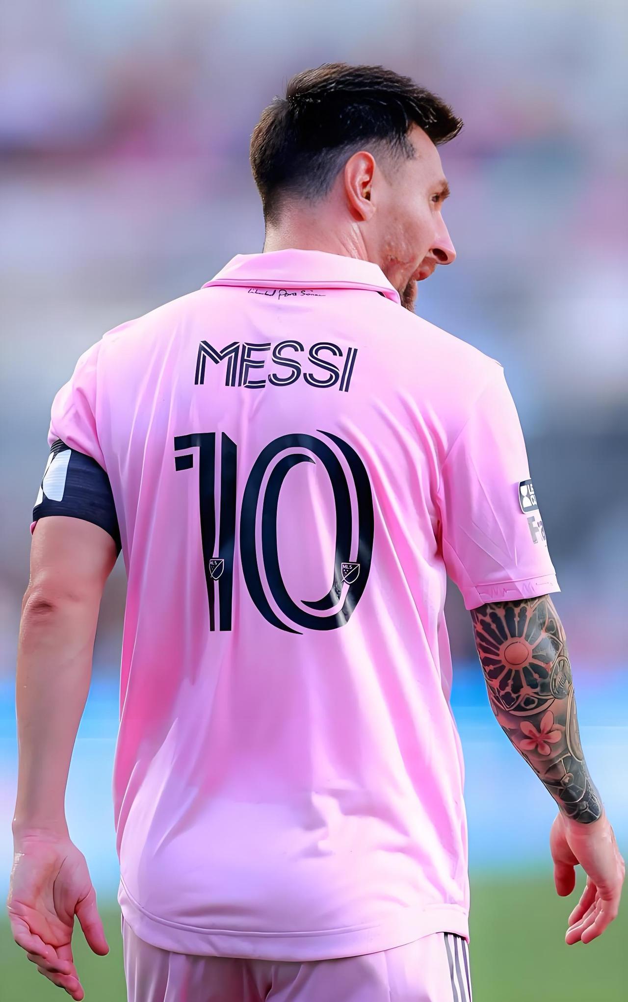 梅西领衔的迈阿密国际迎来美职联开赛前的第二场热身赛，依靠苏牙的补射和补时阶段对手