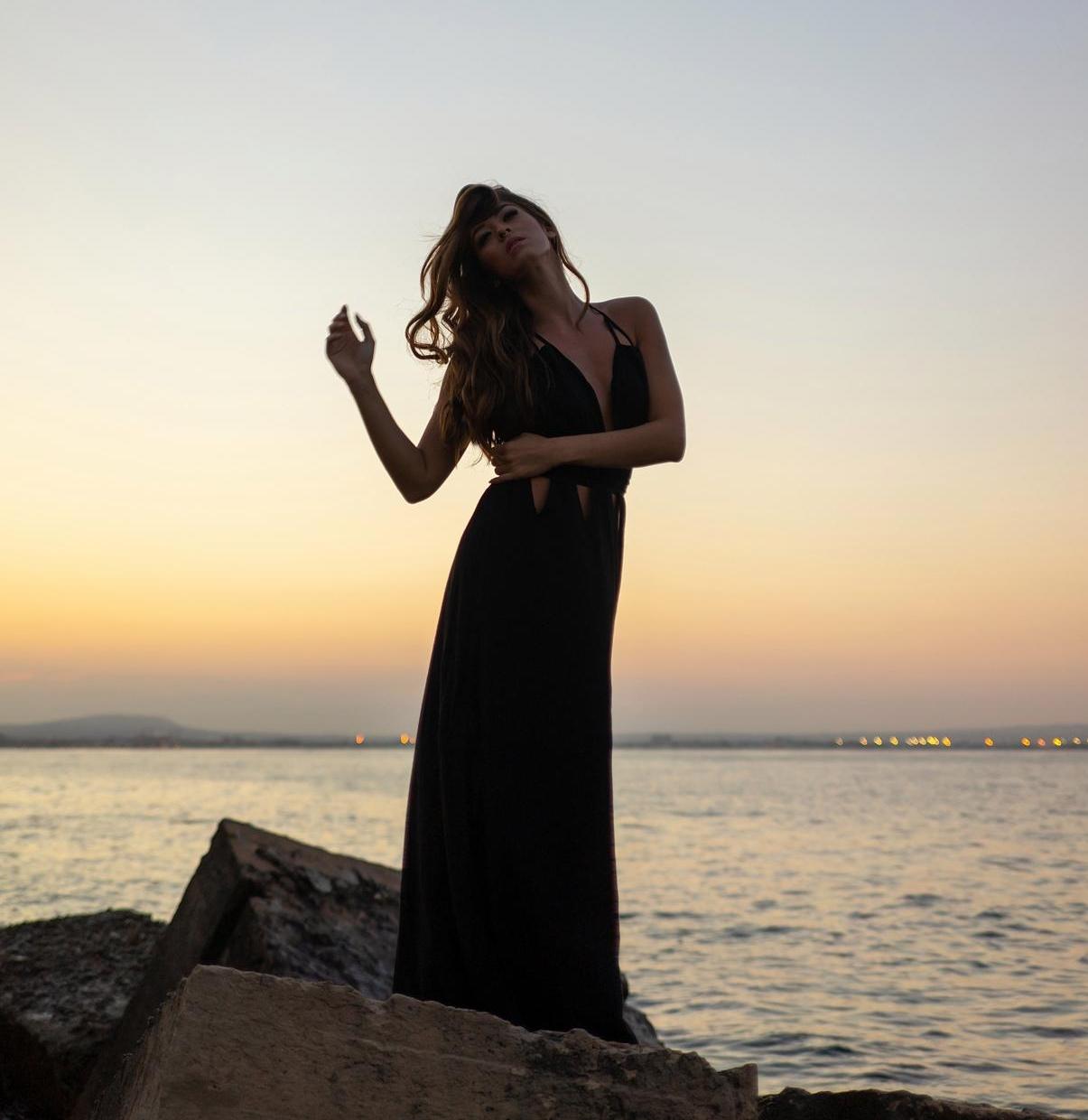 有人说，关了灯，女人都一样。说实话，真的不一样。脸蛋再好，不如脾气好；身材再棒，