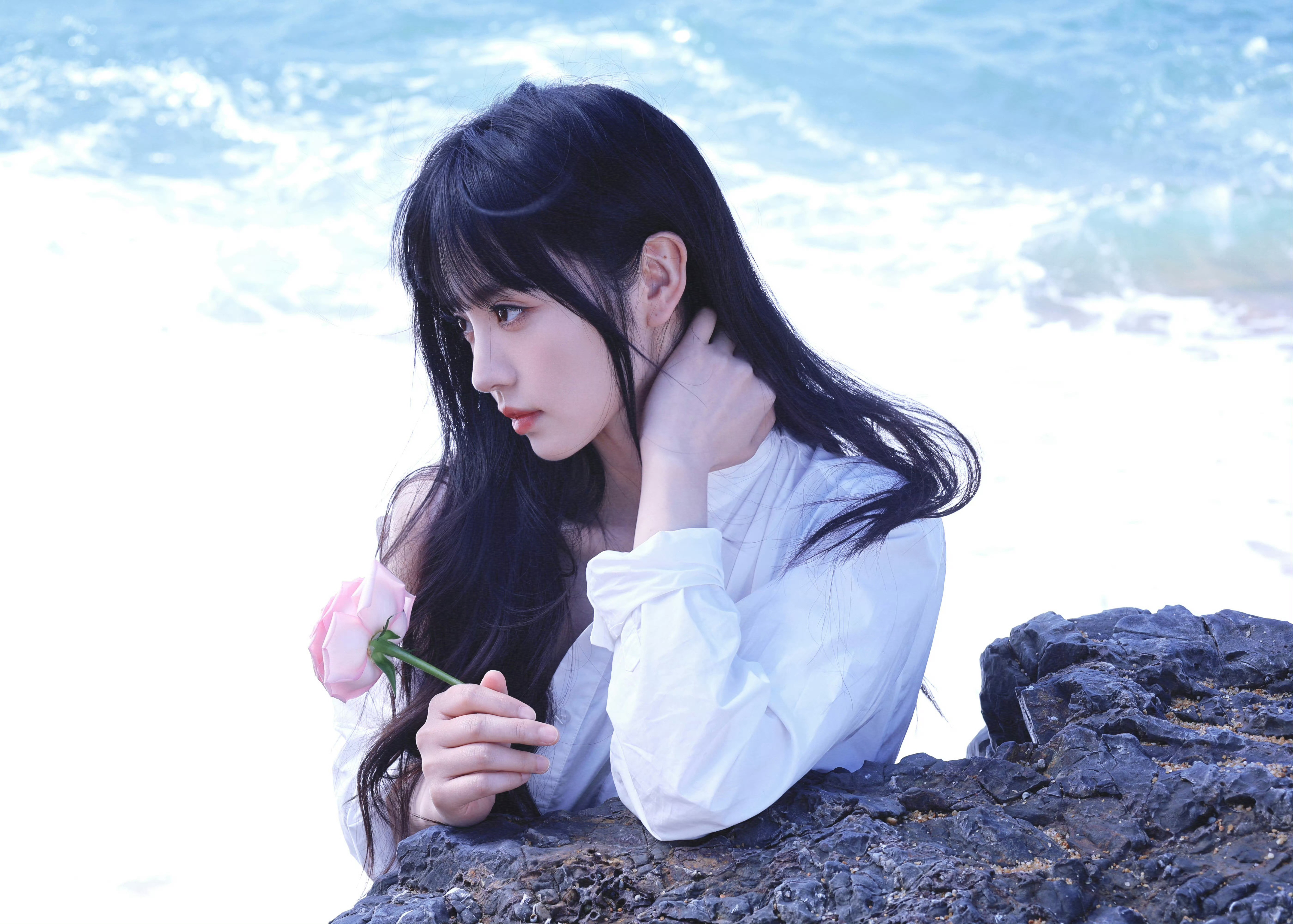 夏天海边🏝️田曦薇