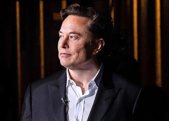 中国未来最大敌人，不是特朗普，而是即将手握万亿美元的马斯克当下对中国威胁最大的