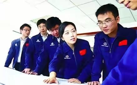 “二流人才”撑起中国？平台比天赋更重要，归国潮与玻璃天花板揭示真相中国本土人才