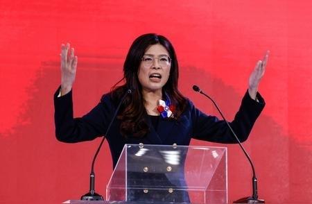 一开口便引发了热议！金平在国民党双十升旗仪式上发言：他强调，中华民国有115年历