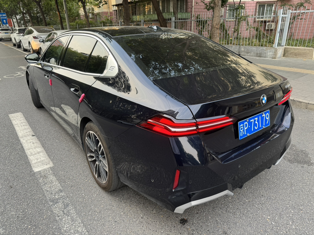 2025级宝马530li试驾体验分享趁周末时间体验了宝马530Li，市区、高速