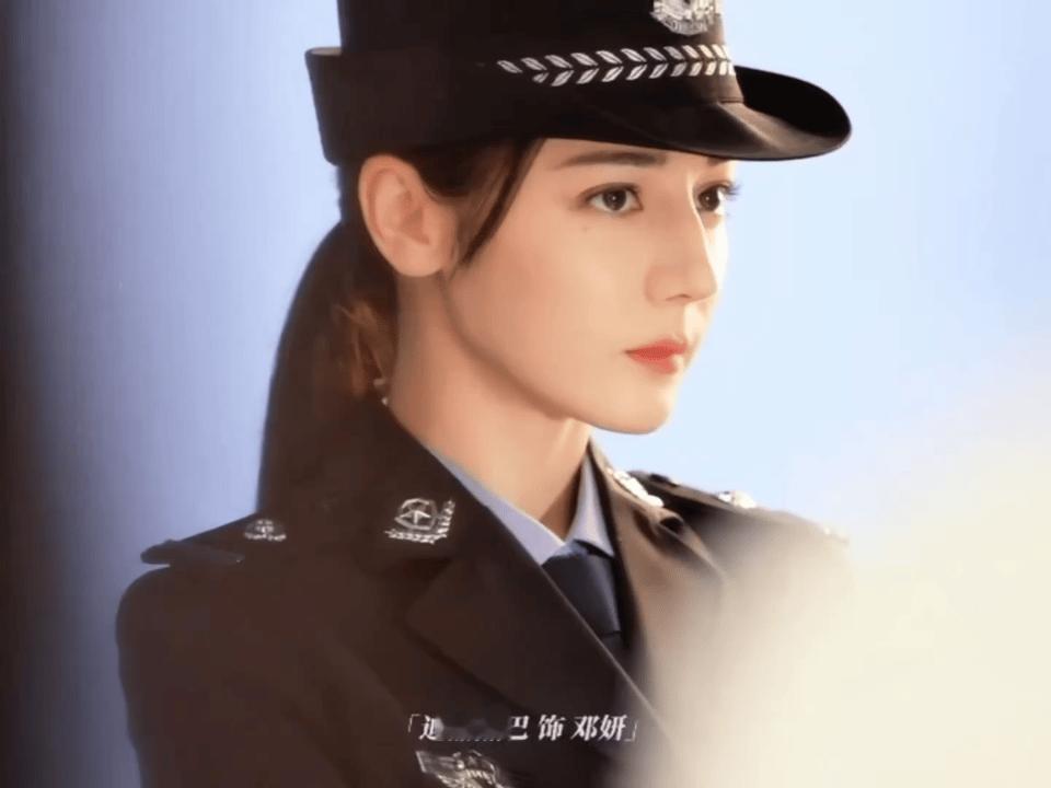 从星光下的并肩到荧幕上的较量，杨洋迪丽热巴这对