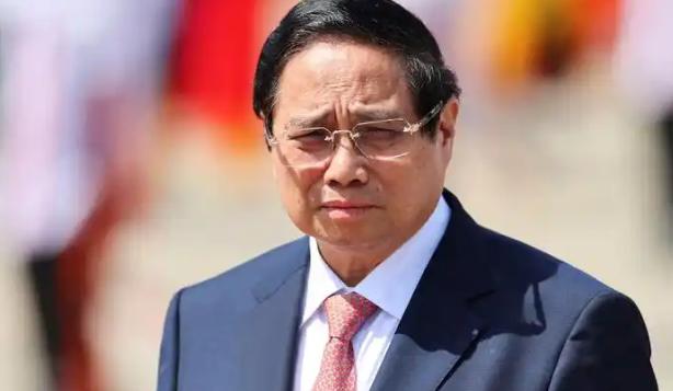 越南折腾了二十多年，绕着美日欧求了一大圈，最后还是得乖乖回头找中国修铁路。为啥？