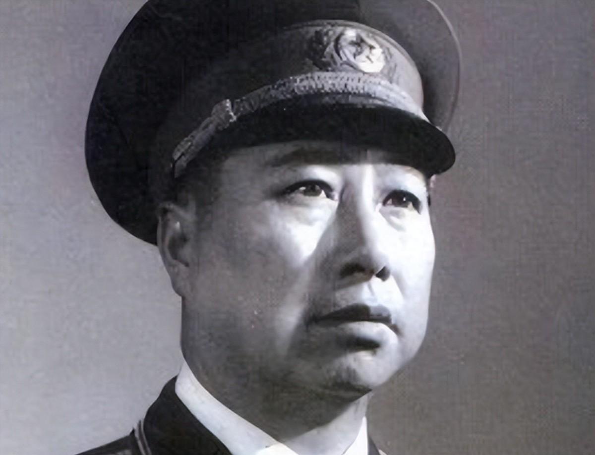 1956年，开国中将迎娶小姨子，岳父得知：两女一婿，完全赞同“1954年早春，