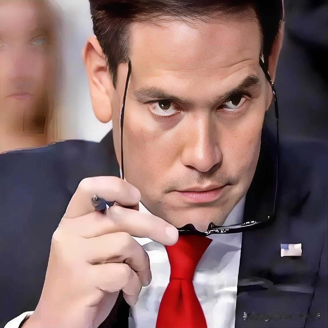 美国国务院悍然出手！12月23日，据新华社华盛顿电一条快讯，曝出美国外交的又