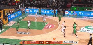 赵继伟成为“妖刀射手”，居然投中6个三分球，很多人不知道原因吧？辽宁97:8