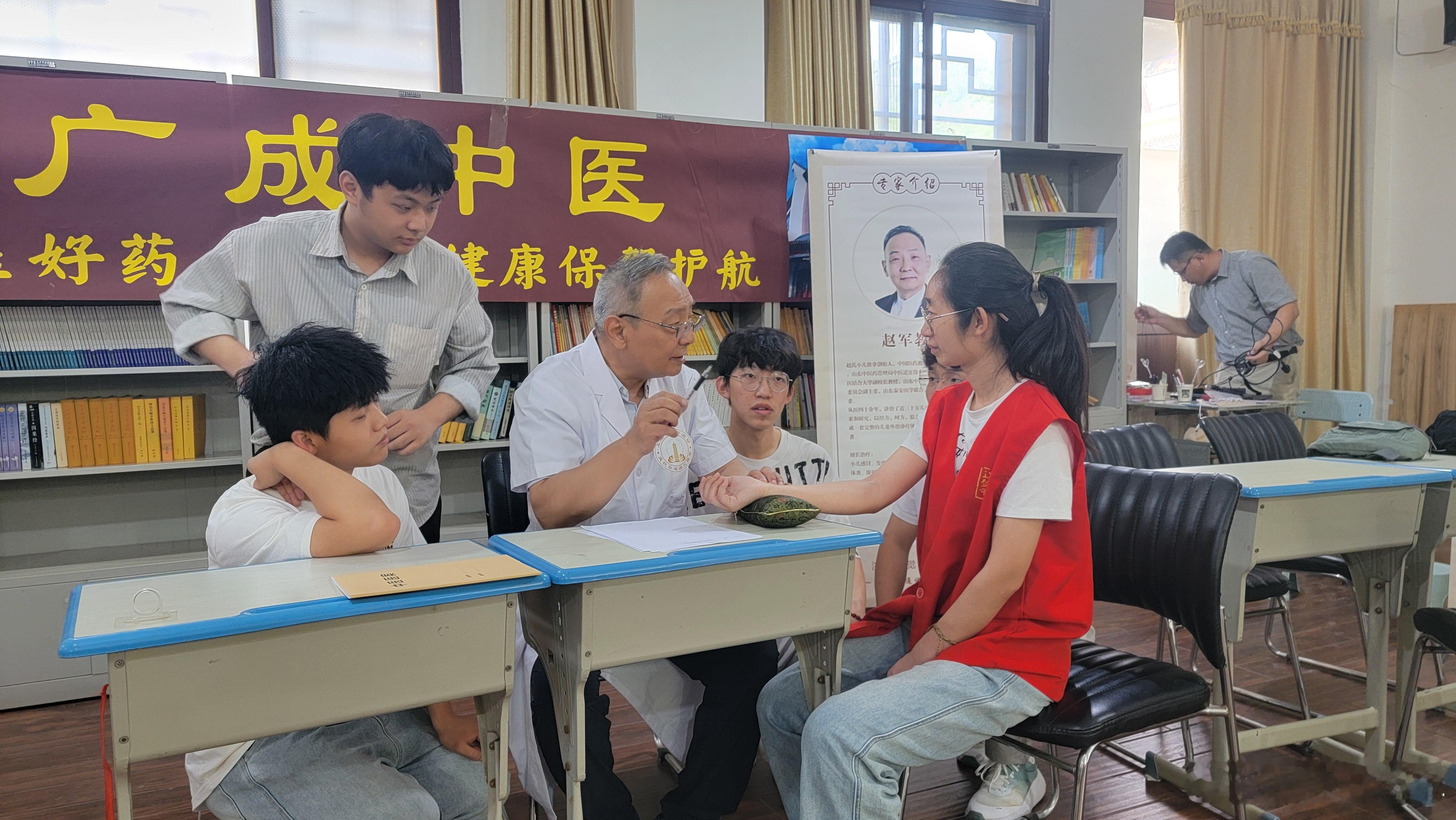 各种脱发，这几方总有一种还你靓发新生！张至顺道长在《米晶子济世良方》中记载的治脱