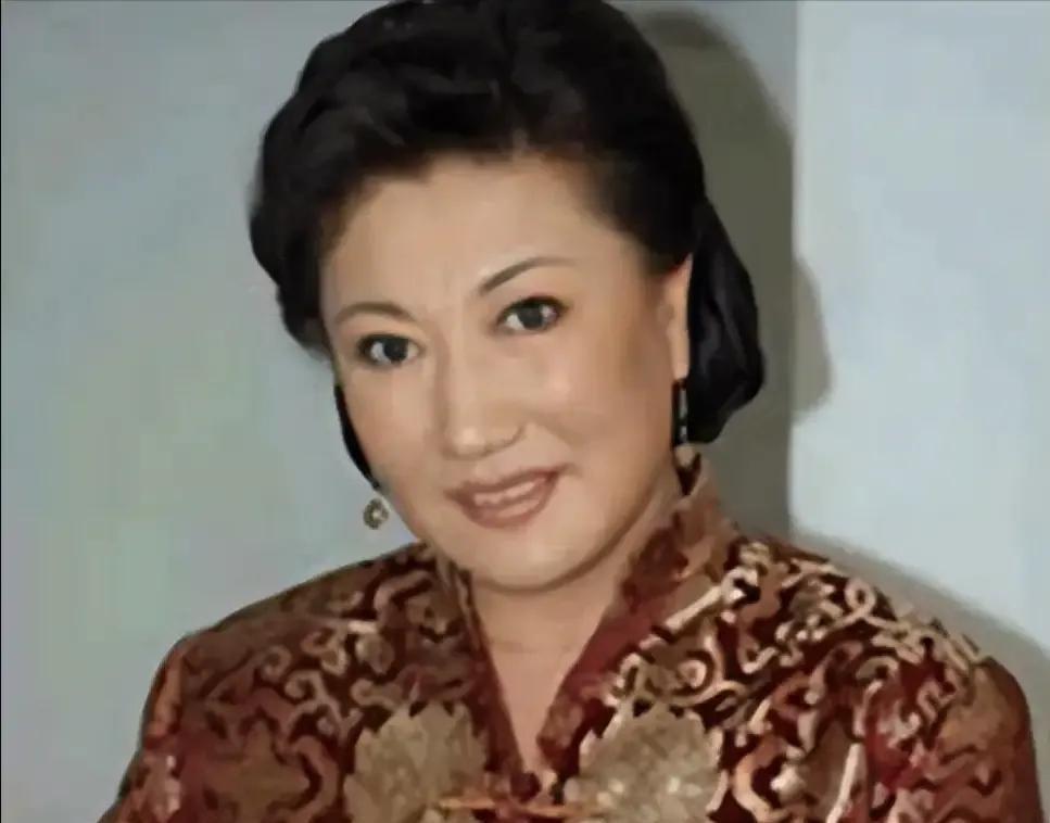 2005年8月，46岁的高秀敏在长春突然离世，留下了北京等地7套房产及千万存款。