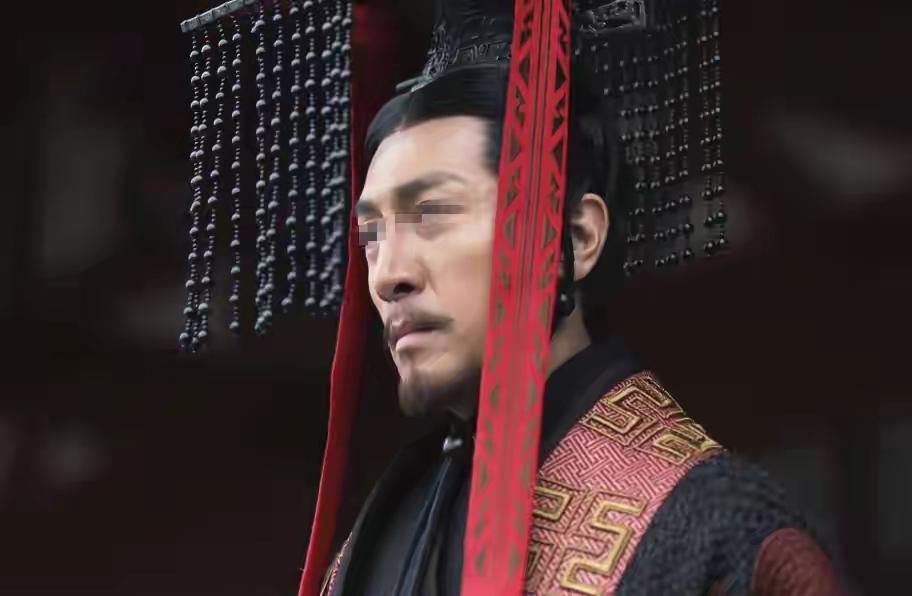 嫪毐赴死之际，未作一声乞求，只给嬴政看了眼他身上的半块玉佩…这半块玉佩可不