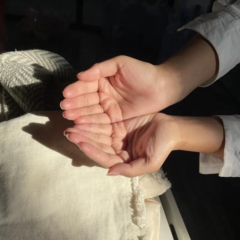 在快节奏生活里，焦虑如影随形，数据显示焦虑障碍终生患病率达7.6%，每13人就有