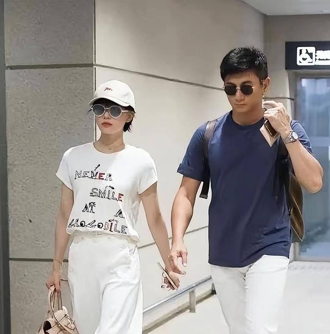 现在全网最坐不住的男人就是吴奇隆了吧。不是因为没戏拍，也不是因为家里闹矛盾，而