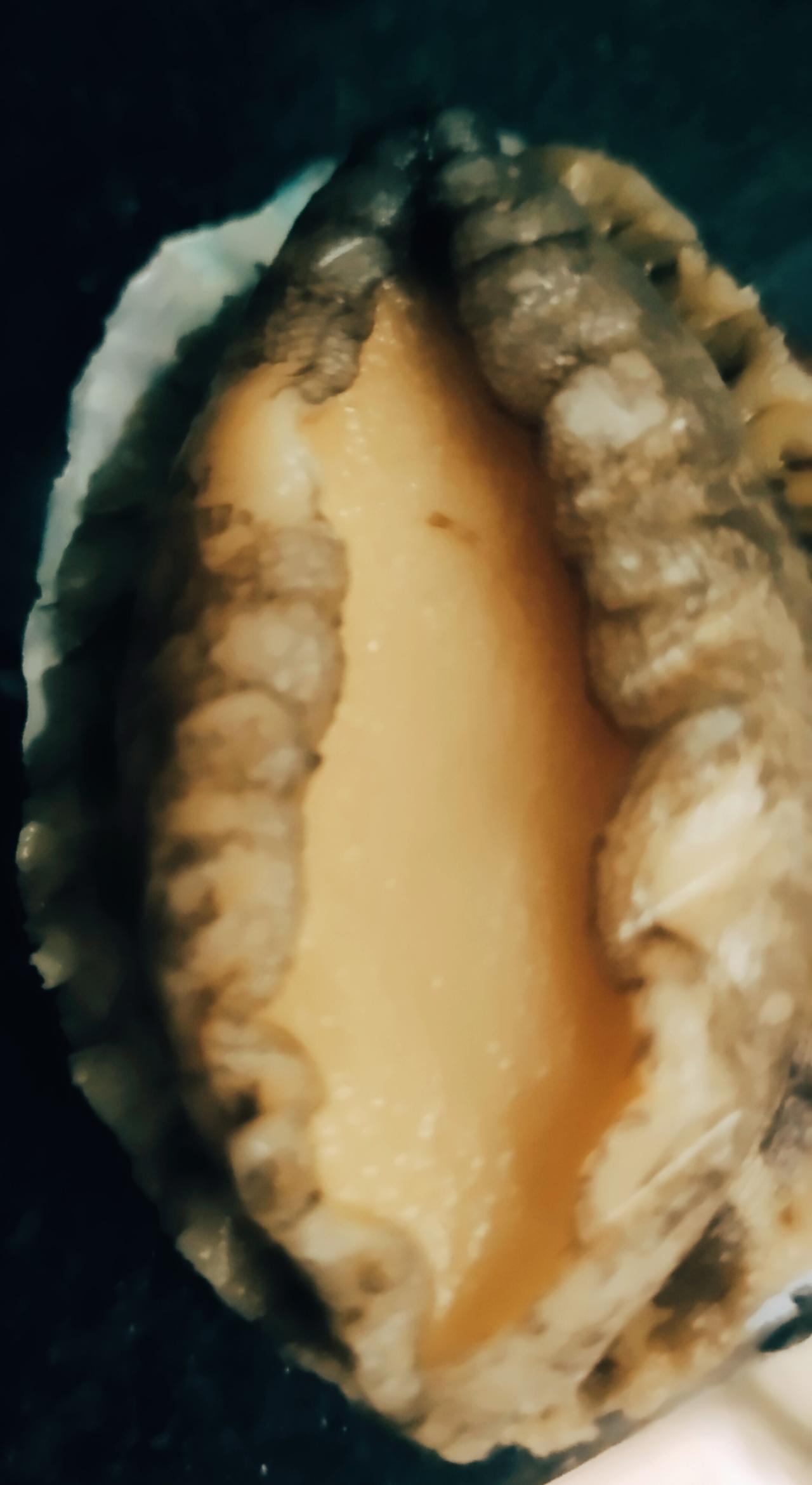 晒图笔记大赛应儿子的要求，我们全家今天吃美鲍！这成色，看着不错啊！美食记记录我