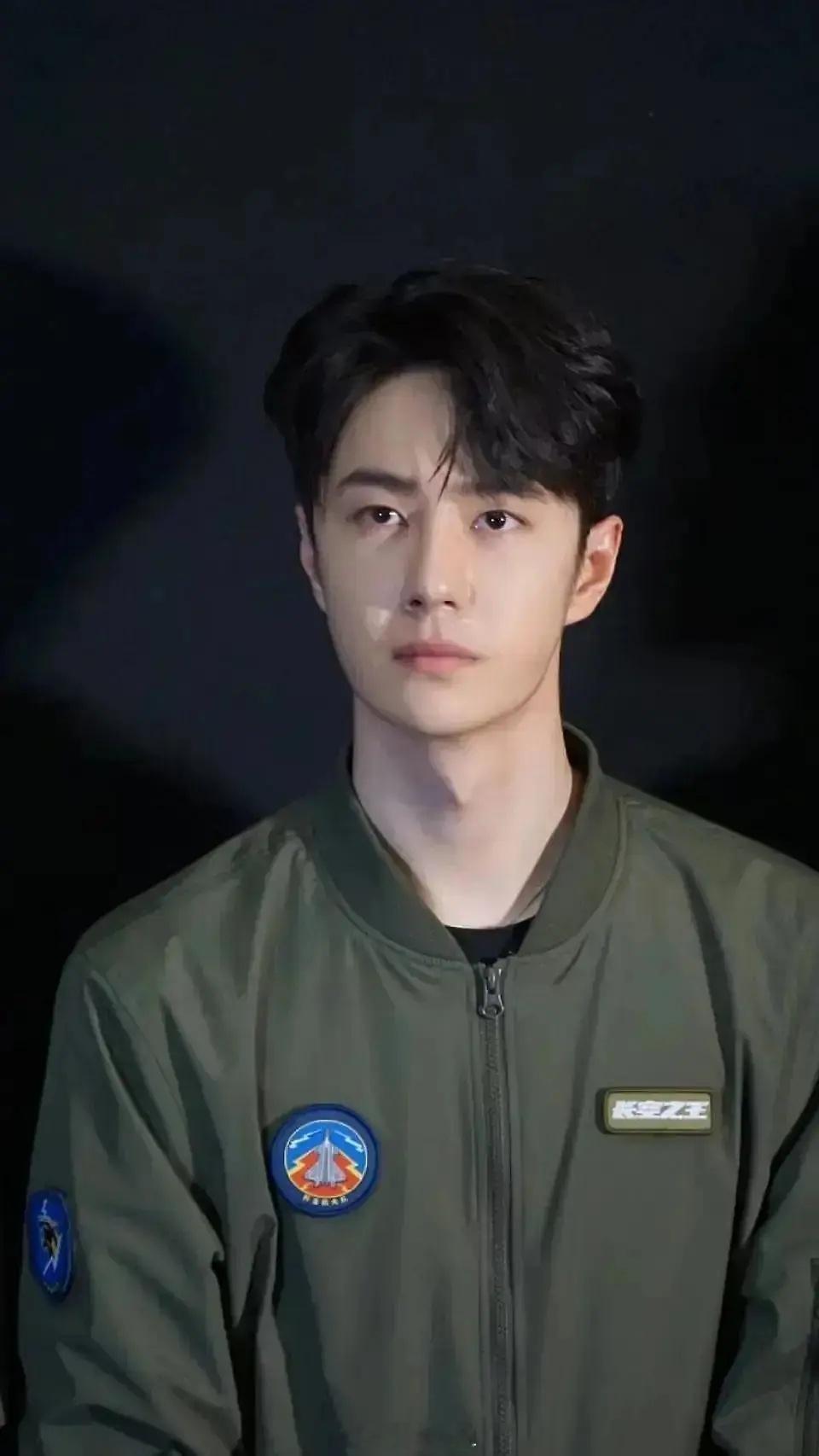 王一博是不是内娱素颜出镜最多的男流量？