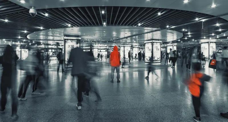 近日，四川绵阳有位女子去验收价值百万的新房，本以为是开启幸福新家之旅，没想到却像