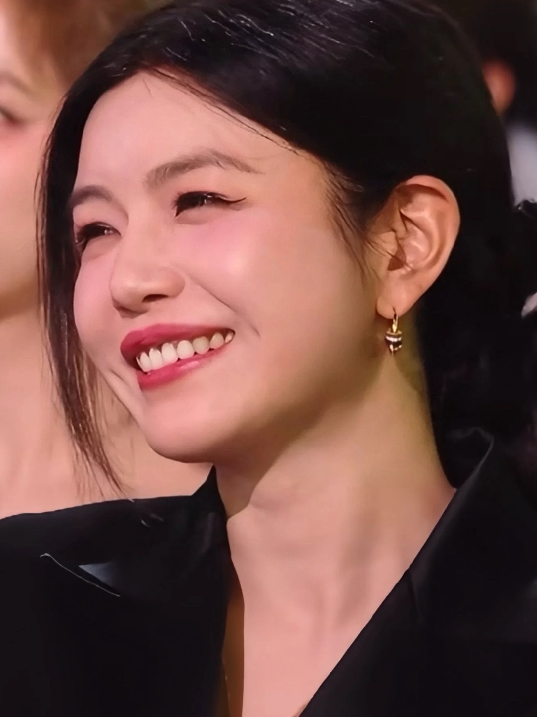 哇靠！陈妍希这状态跟24有什么区别美成这样不是吧…