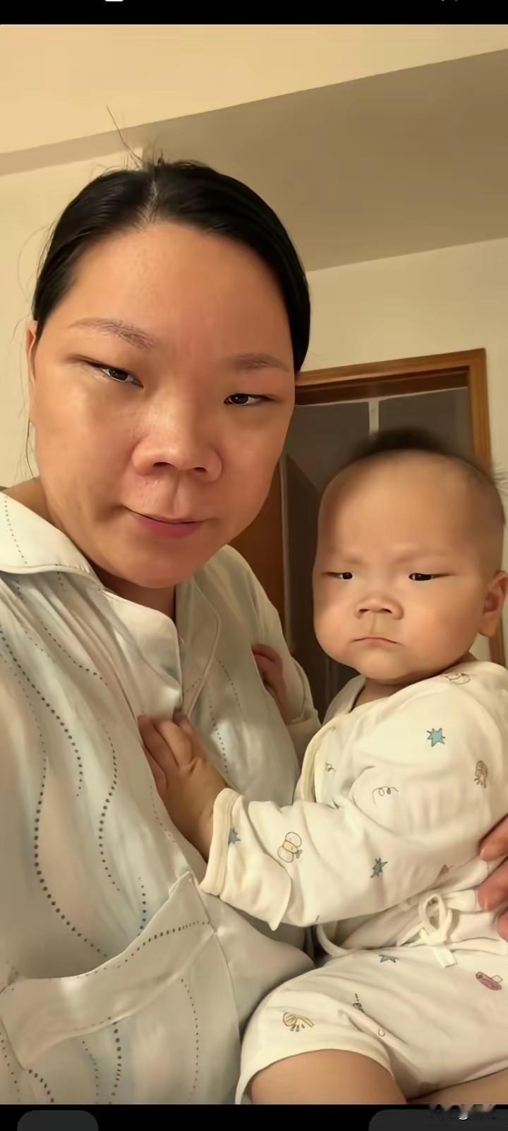 基因真是太强大了，谁生的像谁，一点都不带差的