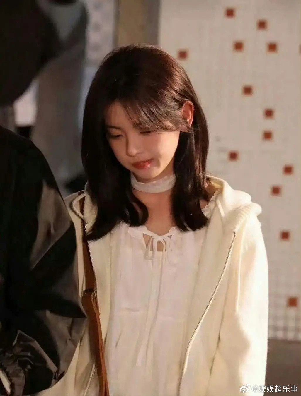 看了杨超越就能知道时尚完成度在脸这个发型真挺常见的只是脸好看