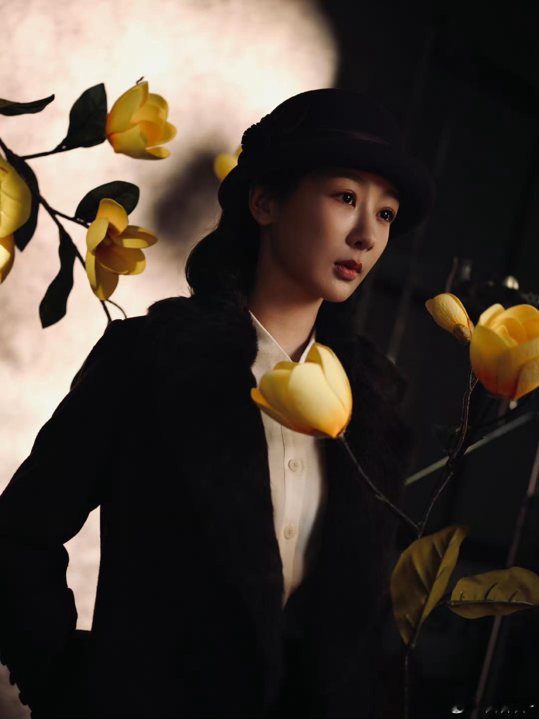 杨紫董竹君写真杨紫不屈服命运不甘心结果董竹君