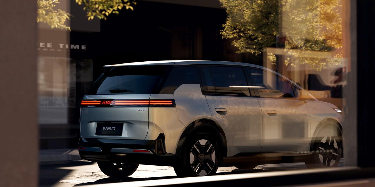 【现在的车都是SUV不像SUV，MPV不像MPV的！】典型的例子就是理想i6，