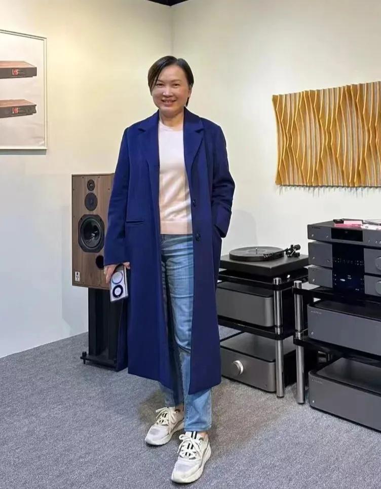 15位TVB息影女星近况曝光，有人移民有人读博有人嫁豪门1、陈秀雯，淡出娱乐圈