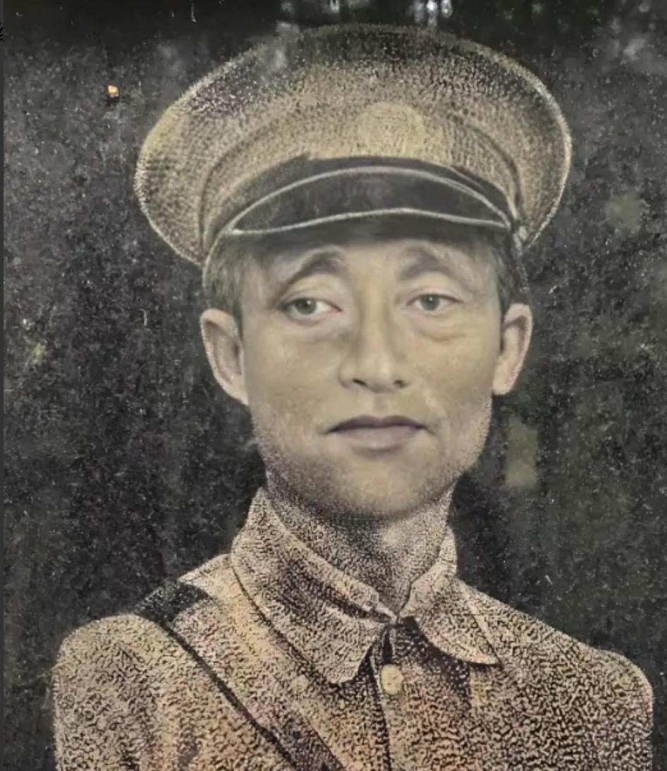 1949年，糜藕池起义。两年后竟被枪毙！他至死不解：“我是起义将领，为何还杀我？