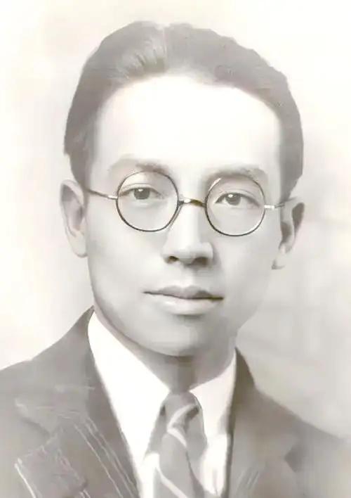 一位情感专家说过这么一段话：“绝配夫妻，一定是男的更喜欢这个女的。男的喜欢女的