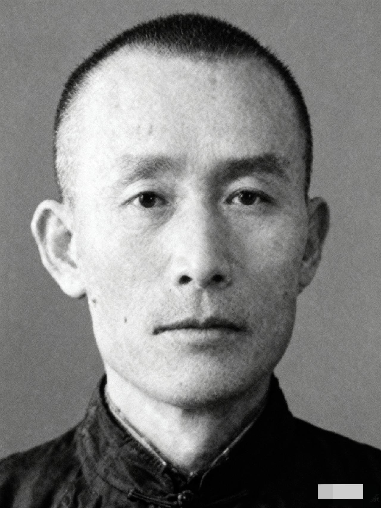 吴石牺牲后，他主动暴露了身份，很多人都表示不理解，多年后才知道他用心良苦，他就是