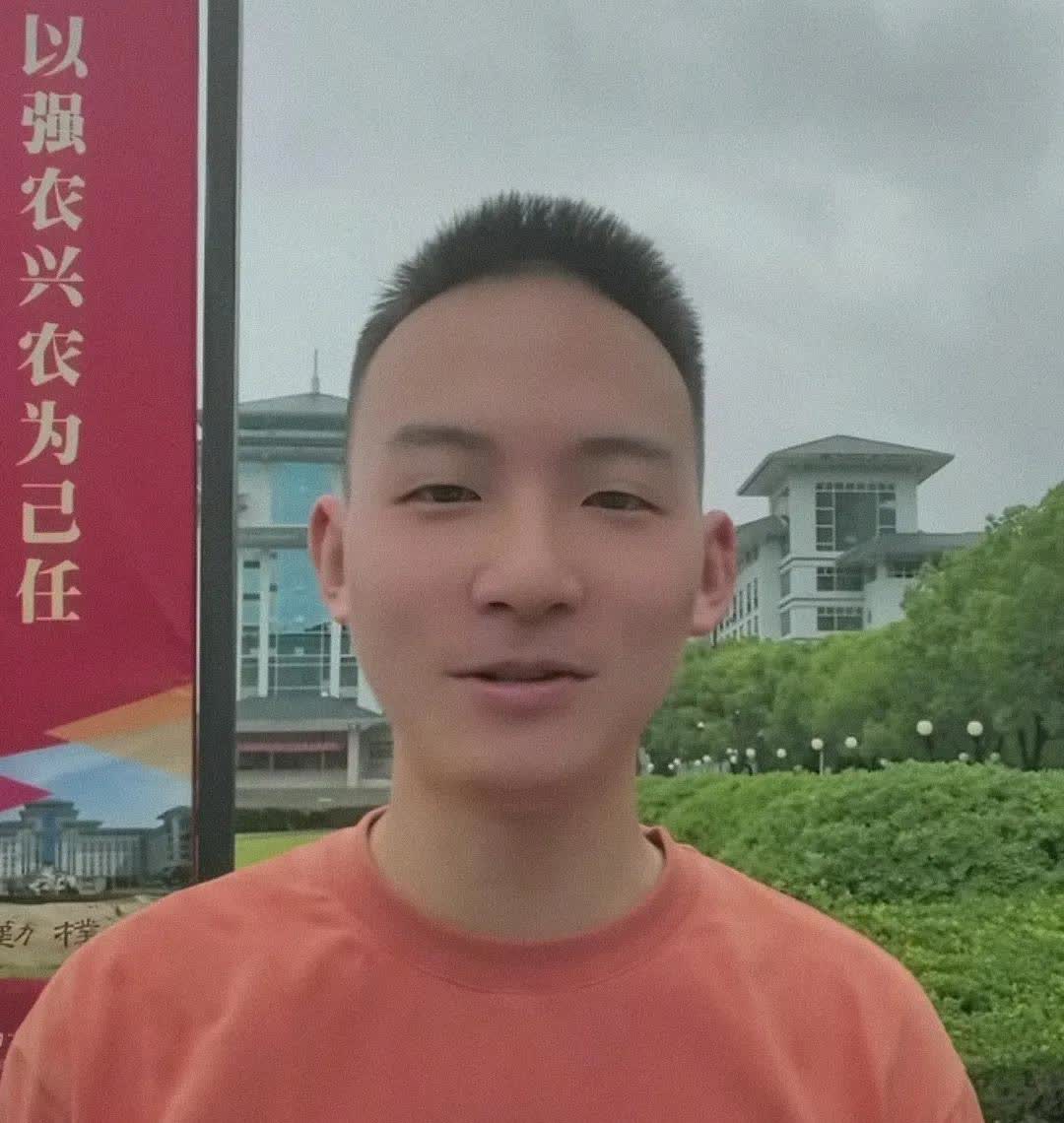 同样是富二代，解清帅发个视频被骂到关评论，谢浩男发个视频成了大家为孩子的祝福区！
