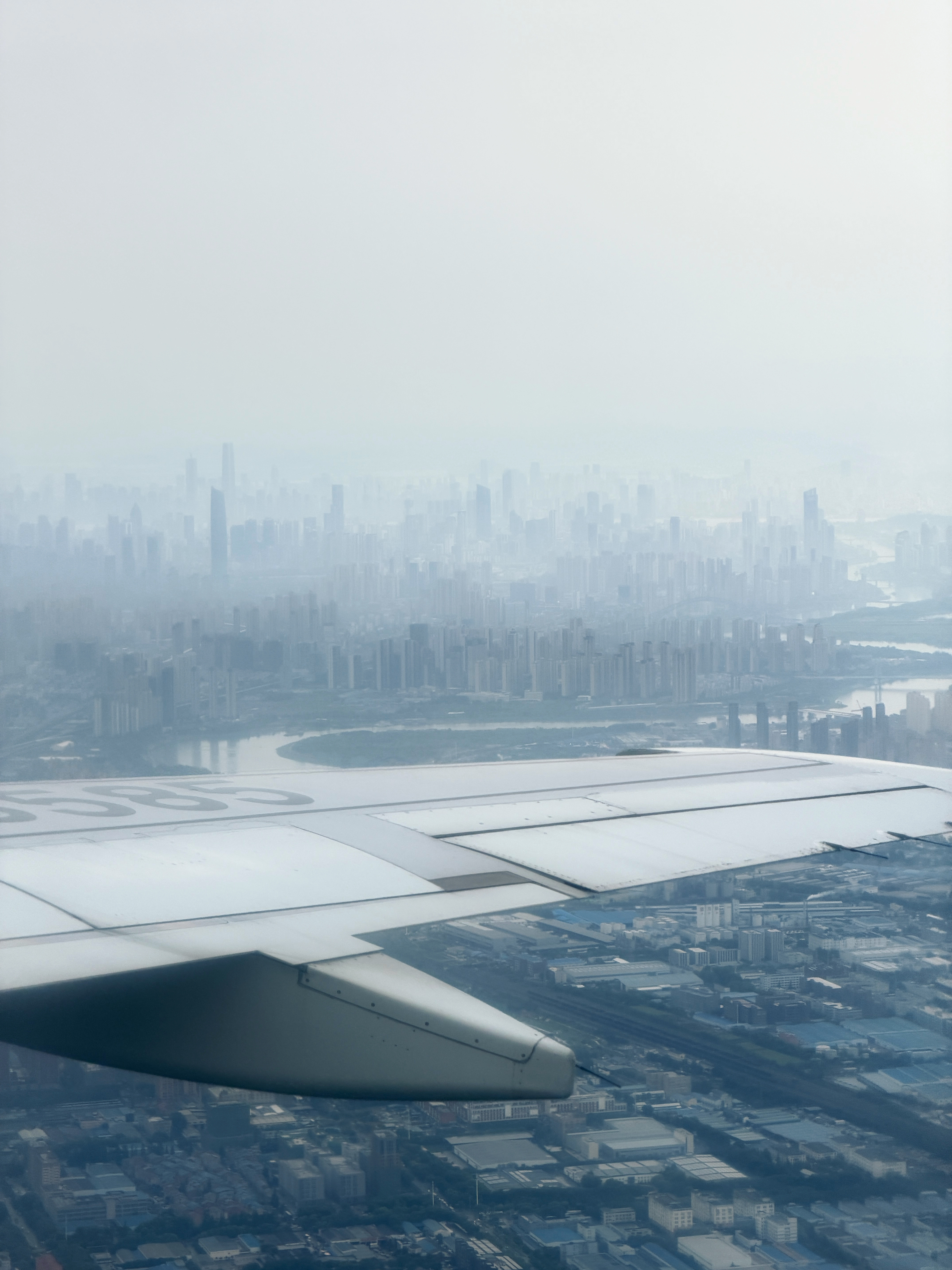 武汉的天际线每次都这么水墨画吗真漂亮