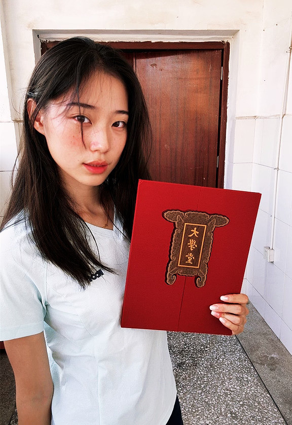 北大学生刘峡君亚运夺冠啦
