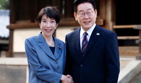 中美刚签千亿大单，高市早苗连夜坐不住了！专机直奔韩国找李在明"抱团取暖"！5月1
