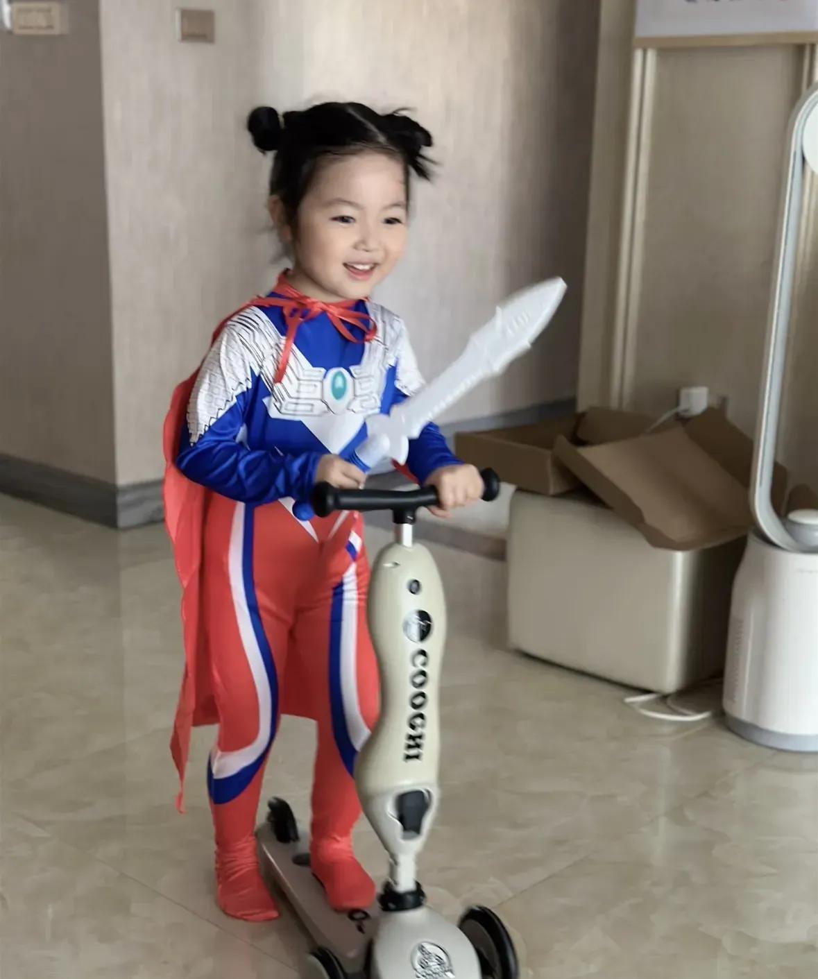 世界公认带娃20法1、孩子不吃饭，你就饿他。2、要是脾气大，你就少骂他。3