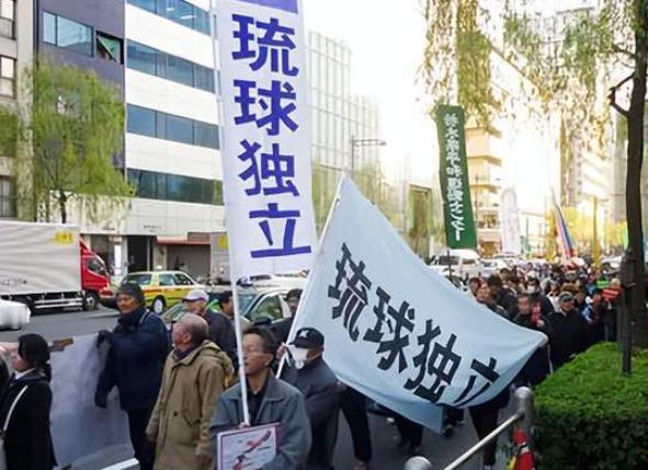 原来琉球人，是真恨日本人，血海深仇那种。琉球曾经是一个独立的王国。明清两代，