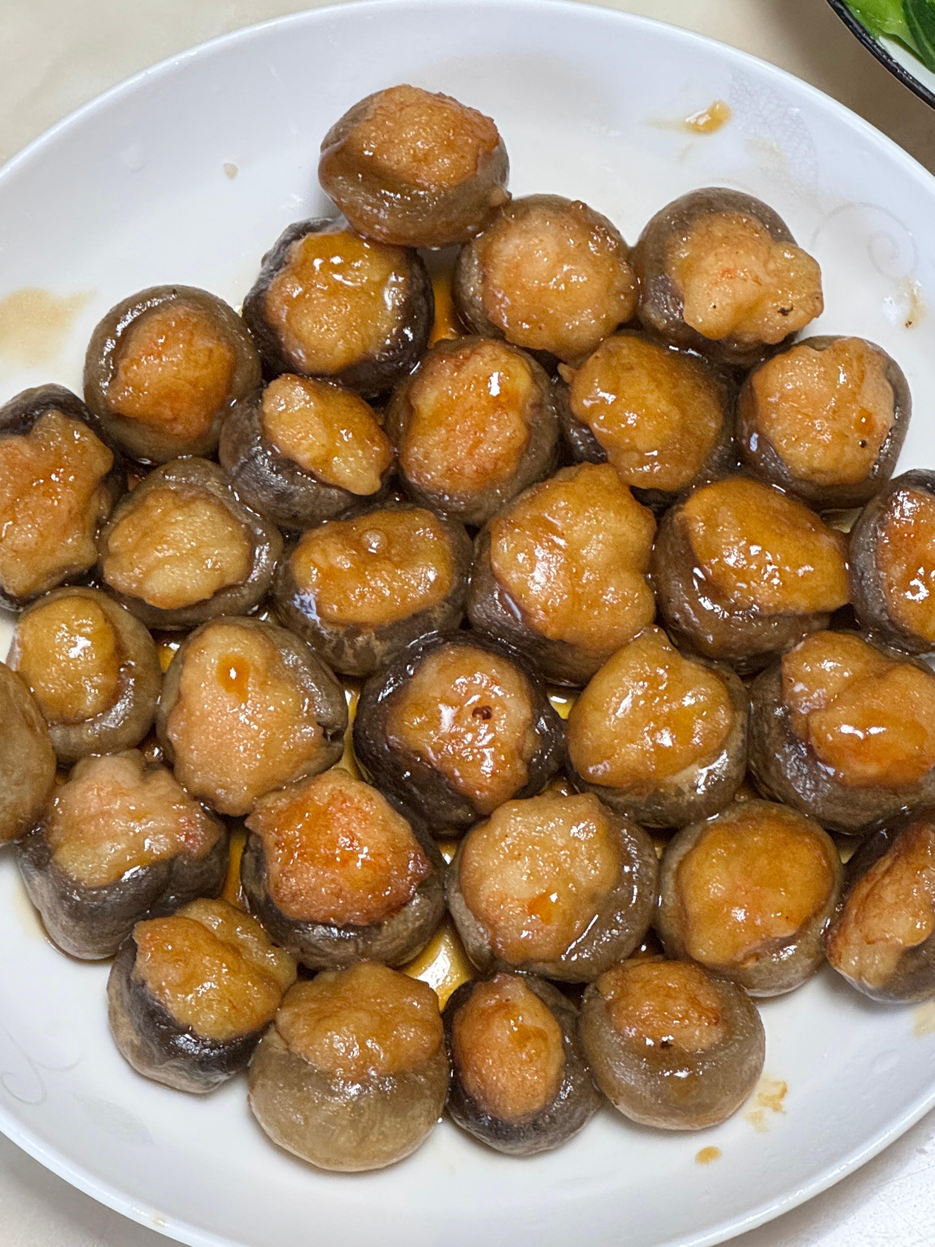 最近是口蘑虾滑重度爱好者一周煮了三次独加记一