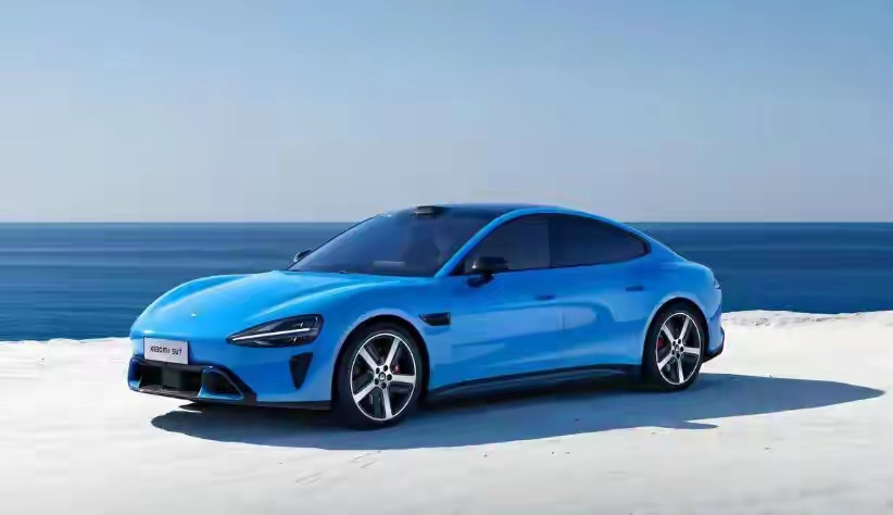 那必须是完全走出来了啊！其实去年那场高速事故之后，雷军自己就公开说过小米汽车早就