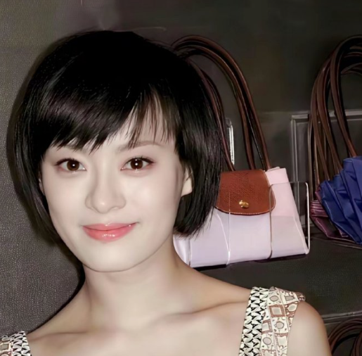 孙俪早期真的很水灵，没想到邓超也是真帅​​​